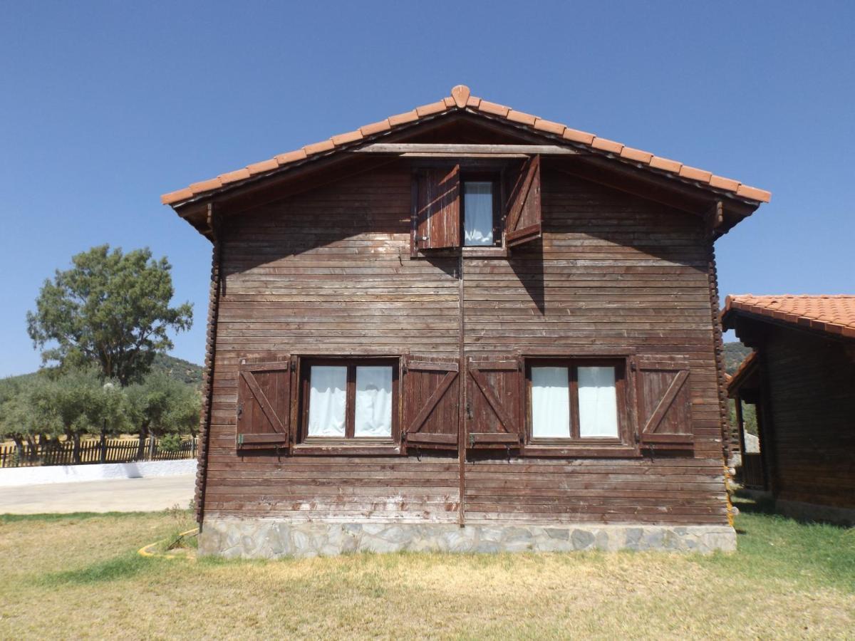 El Venero De Mostoles Constantina Exteriör bild