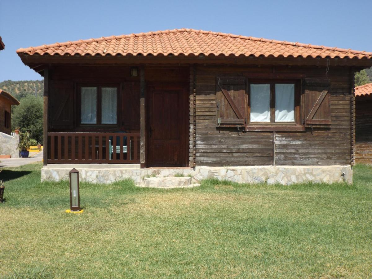 El Venero De Mostoles Constantina Exteriör bild